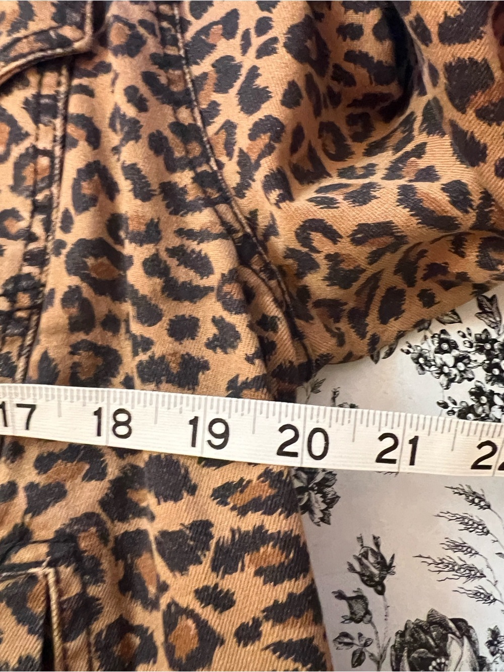 Leopard Print Denim Style Jacket NWT - Picture 6 of 9